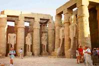 S�ulenhof von Ramses II